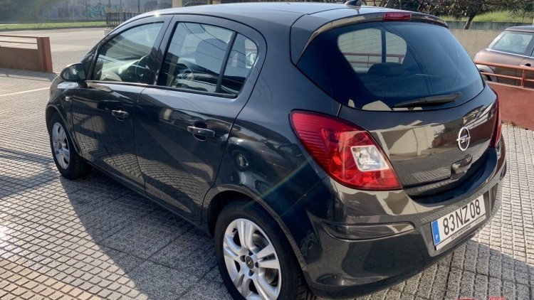 Opel Corsa 1.2 Go FlexFuel
