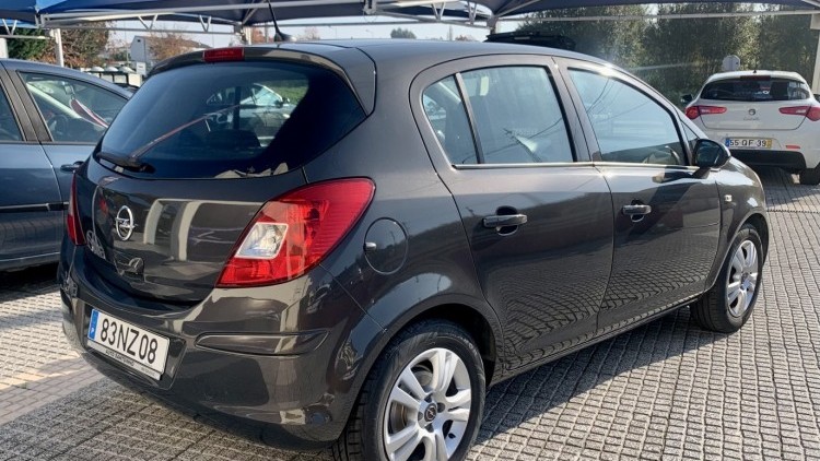 Opel Corsa 1.2 Go FlexFuel