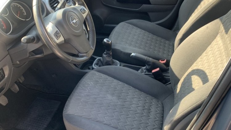 Opel Corsa 1.2 Go FlexFuel