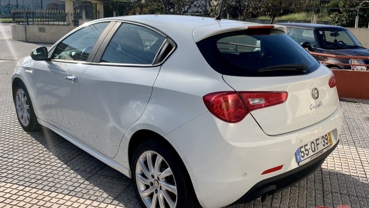 Alfa Romeo Giulietta 1.6 JTDm Distinctive