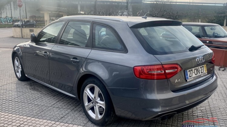 Audi A4 Avant 2.0 TDi S-Line