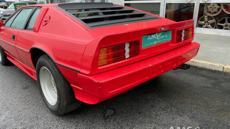 Lotus Esprit TURBO II