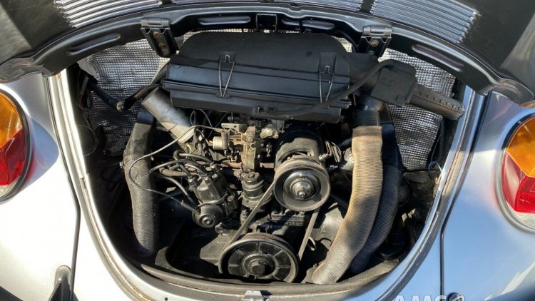 Volkswagen Carocha 1303 C&aacute;brio