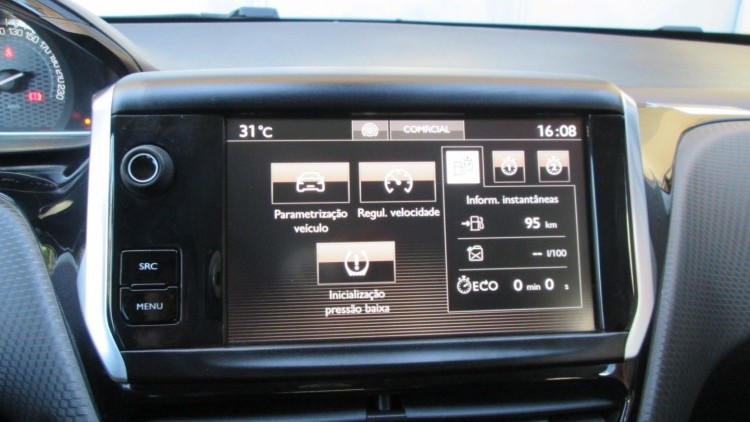 Peugeot 2008 1.6 BlueHDI " GT LINE "