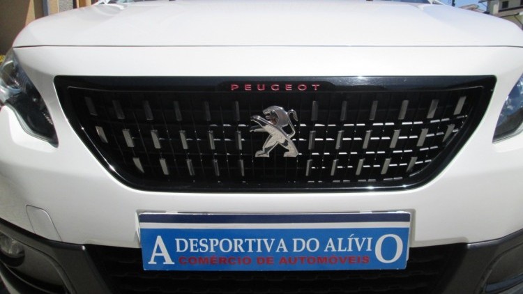 Peugeot 2008 1.6 BlueHDI " GT LINE "