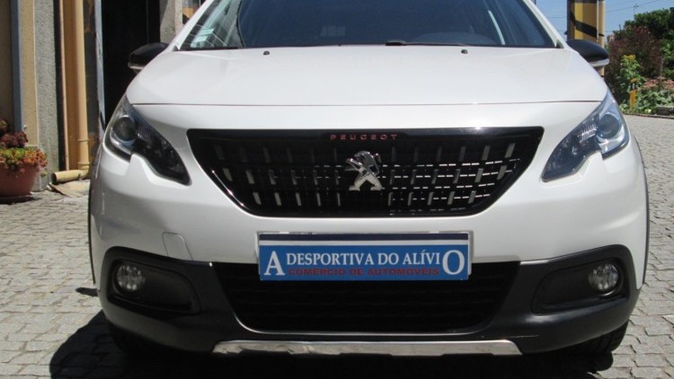 Peugeot 2008 1.6 BlueHDI " GT LINE "