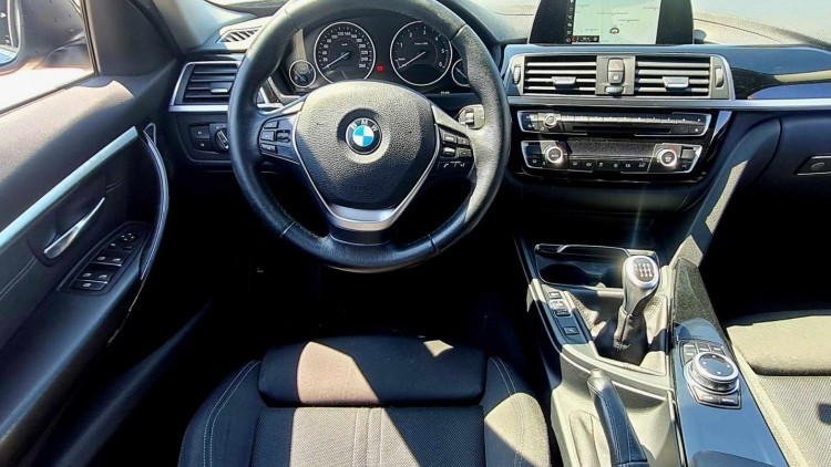 BMW S&eacute;rie 3 - 318 SPORT LINE