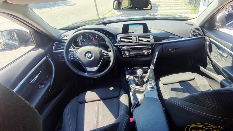 BMW S&eacute;rie 3 - 318 SPORT LINE