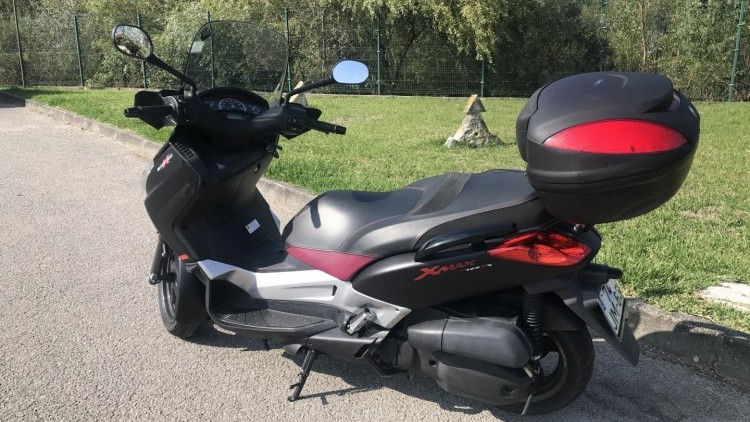 Yamaha X-Max