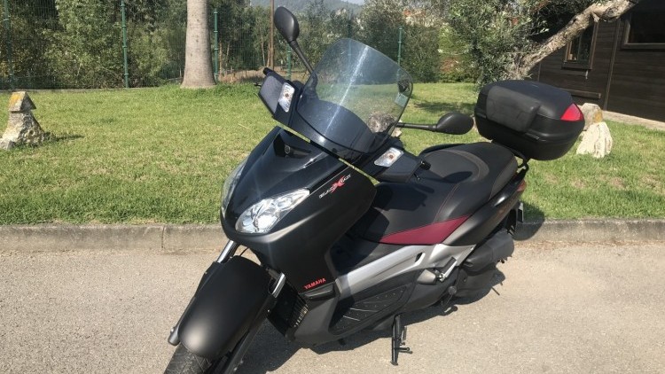 Yamaha X-Max