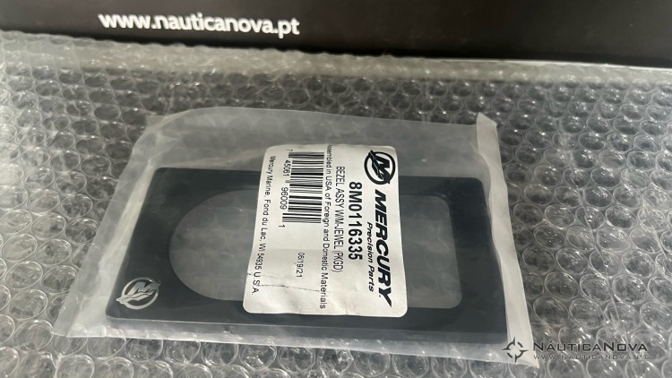 Mercury 8M0116335 BEZEL Black with M Jewel