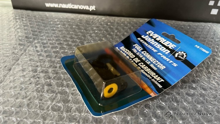 Evinrude Johnson 5/16 Fuel Connector (PN:775640)