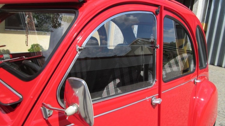 Citro&euml;n 2CV 6 Club