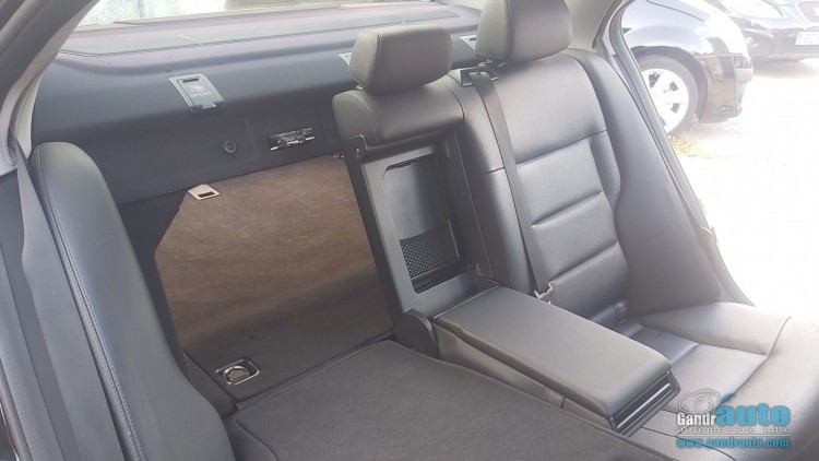 Mercedes-Benz Classe E 220 Avantgard