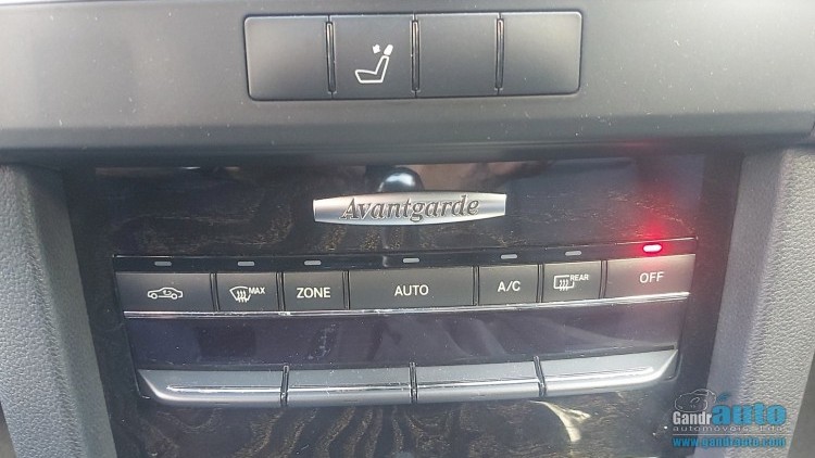 Mercedes-Benz Classe E 220 Avantgard