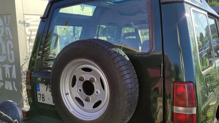 Land Rover Discovery 300 TDI 7 Lug