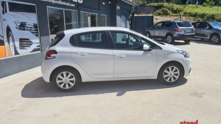 Peugeot 208 1.6 BlueHdi