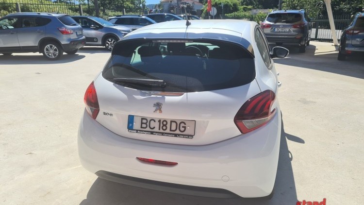 Peugeot 208 1.6 BlueHdi