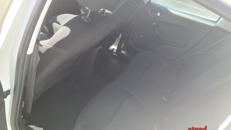 Peugeot 208 1.6 BlueHdi