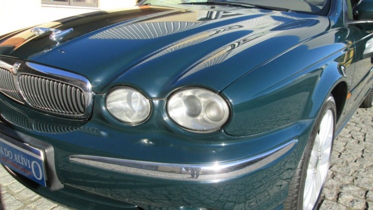 Jaguar X-Type 2.0 V6
