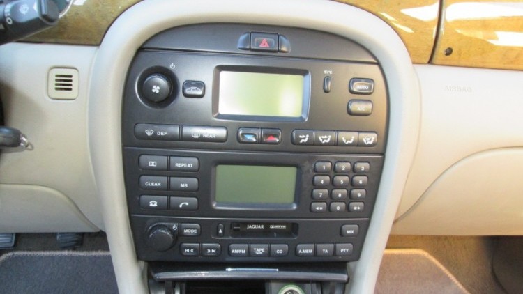 Jaguar X-Type 2.0 V6