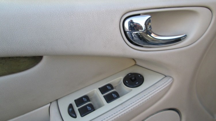 Jaguar X-Type 2.0 V6