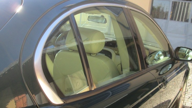 Jaguar X-Type 2.0 V6