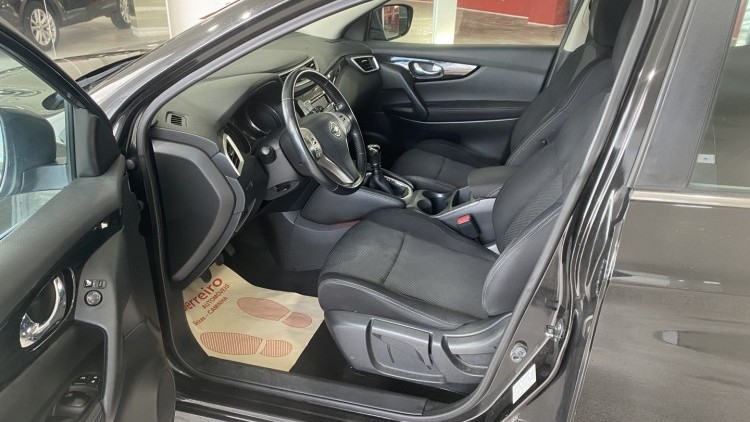 Nissan Qashqai 1.5 dCI "Acenta" (100 MIL KMs)