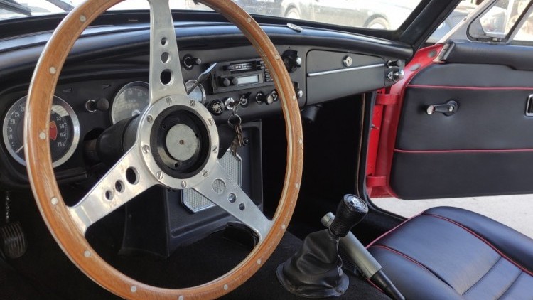 MG MGB GT