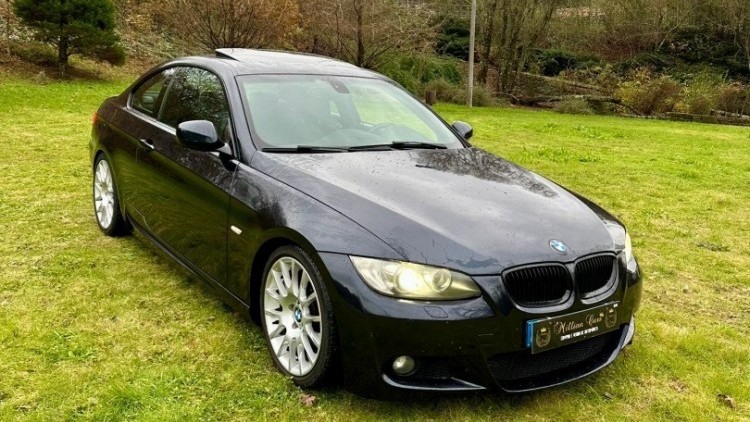 BMW S&eacute;rie 3 - 320 E92 PACK M