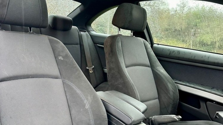 BMW S&eacute;rie 3 - 320 E92 PACK M