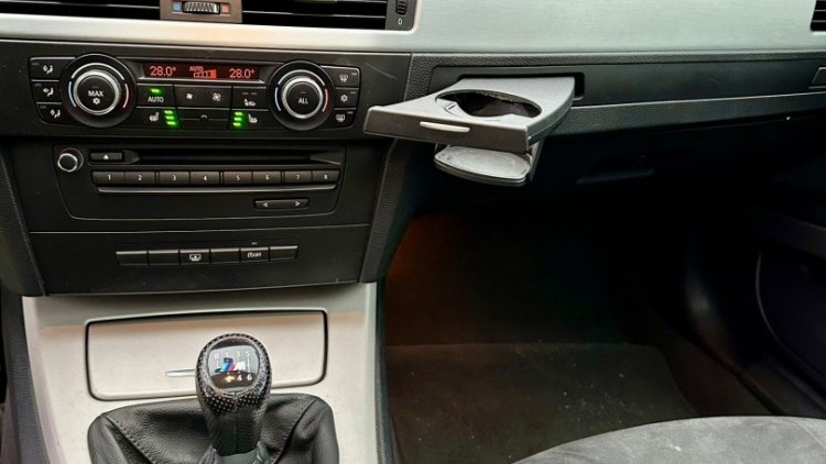 BMW S&eacute;rie 3 - 320 E92 PACK M