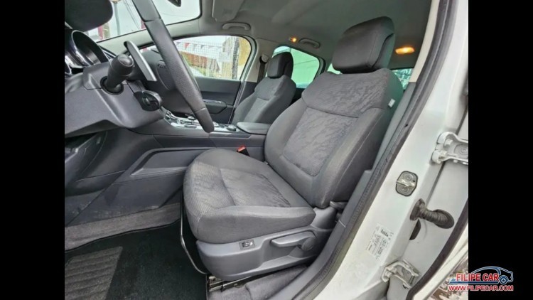 Peugeot 3008 2.0 HDI/H&Iacute;BRIDO