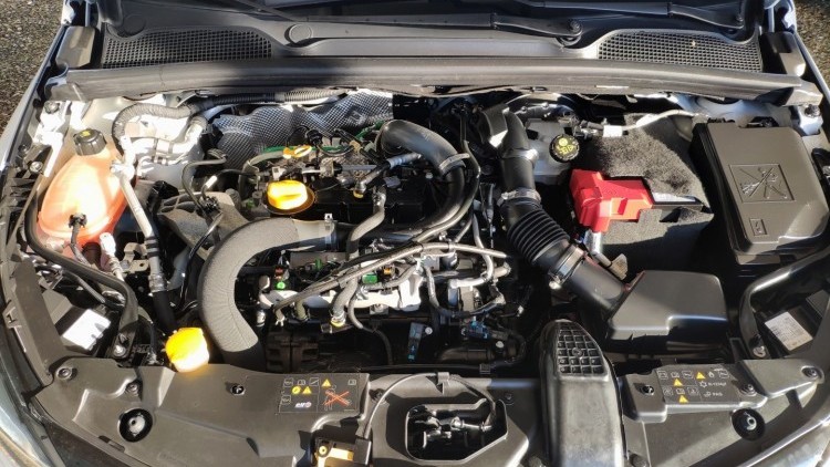 Renault Clio V 1.0 TCE INTENS BI-FUEL