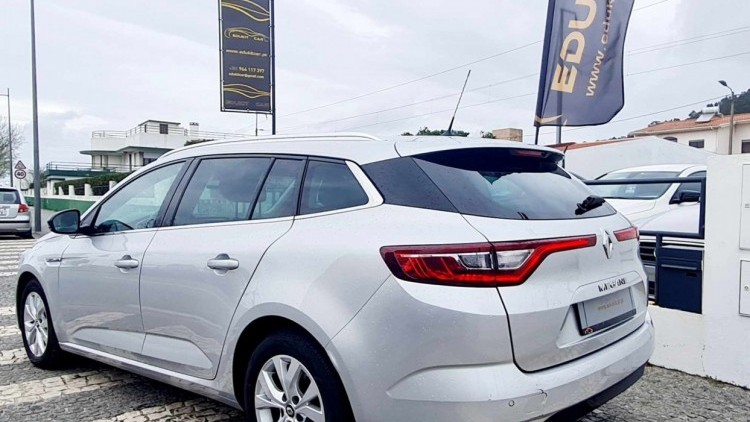 Renault M&eacute;gane Sport Tourer LIMITED