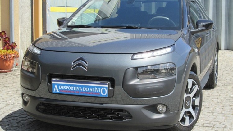 Citro&euml;n C4 Cactus 1.6 BlueHdi FEEL