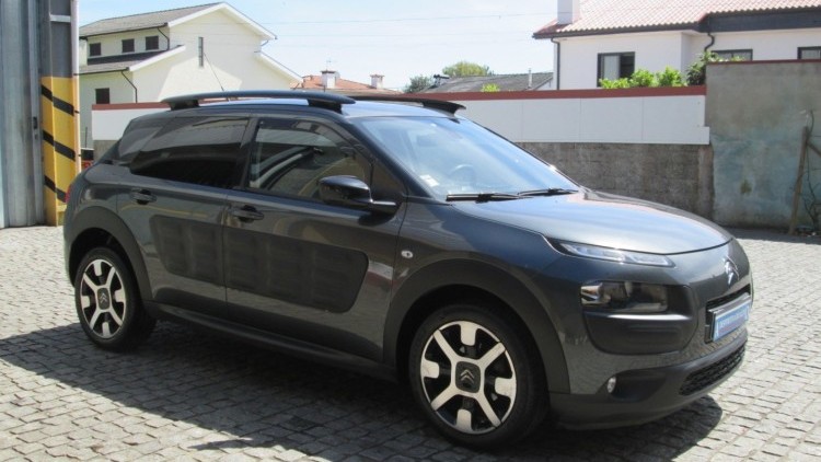 Citro&euml;n C4 Cactus 1.6 BlueHdi FEEL