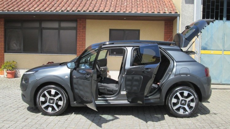 Citro&euml;n C4 Cactus 1.6 BlueHdi FEEL