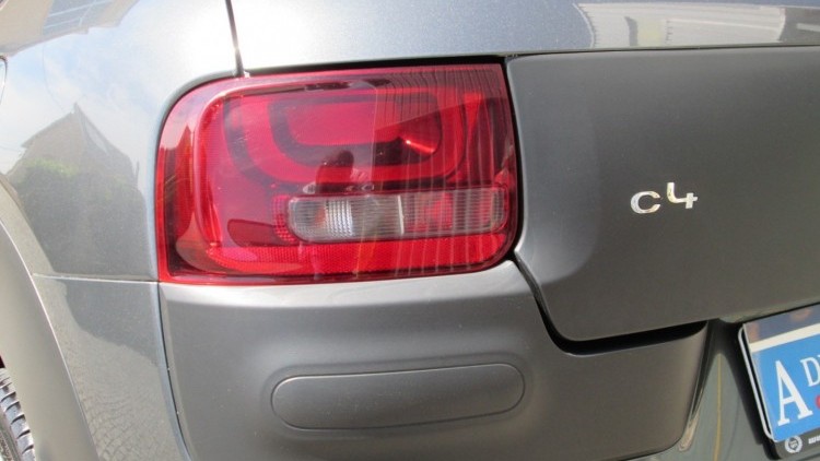 Citro&euml;n C4 Cactus 1.6 BlueHdi FEEL