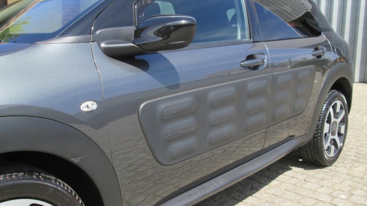 Citro&euml;n C4 Cactus 1.6 BlueHdi FEEL