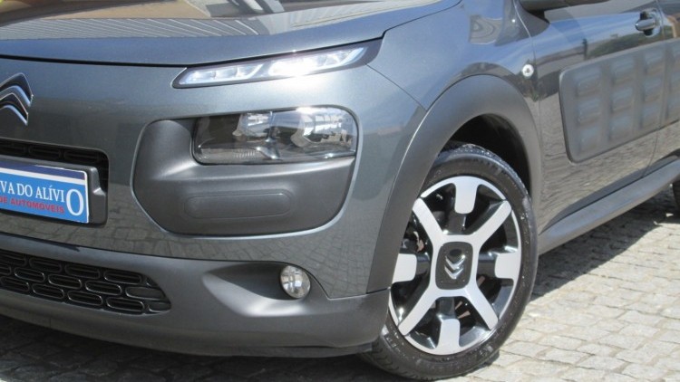 Citro&euml;n C4 Cactus 1.6 BlueHdi FEEL