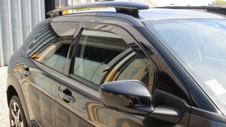 Citro&euml;n C4 Cactus 1.6 BlueHdi FEEL