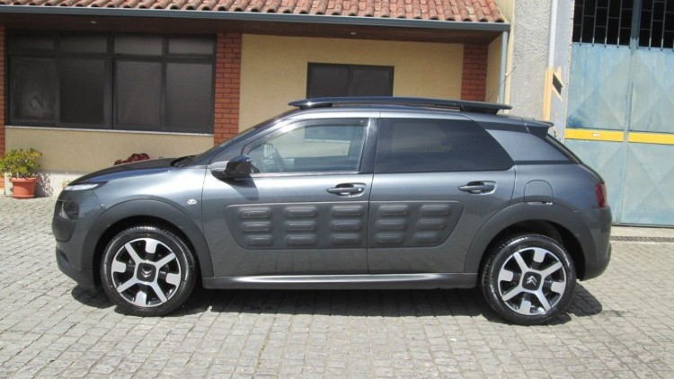 Citro&euml;n C4 Cactus 1.6 BlueHdi FEEL