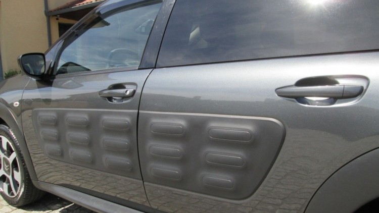 Citro&euml;n C4 Cactus 1.6 BlueHdi FEEL