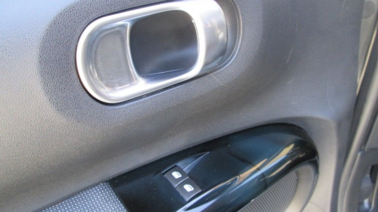 Citro&euml;n C4 Cactus 1.6 BlueHdi FEEL