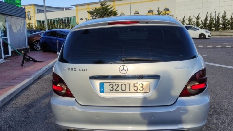 Mercedes-Benz Classe R 320 CDI 6 lugares