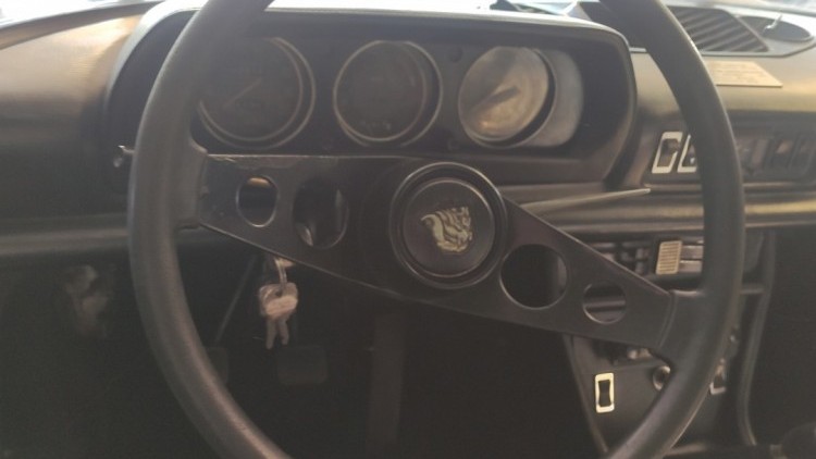 Peugeot 504 coupe 2.0