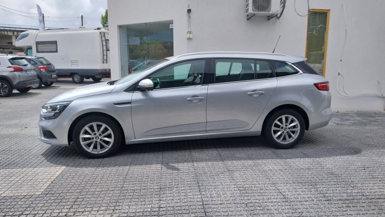 Renault M&eacute;gane Sport Tourer Intense