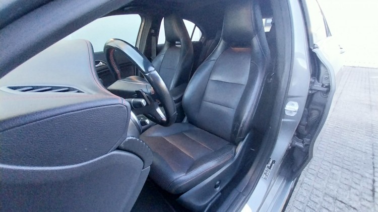 Mercedes-Benz Classe A 180 Amg Line