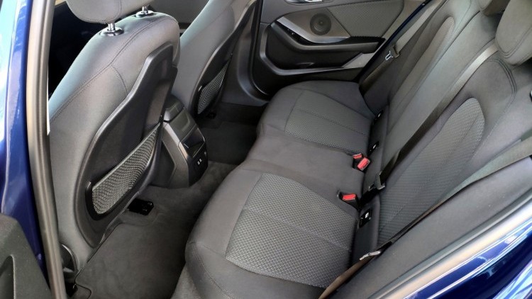 BMW S&eacute;rie 1 - 116 D Advantage